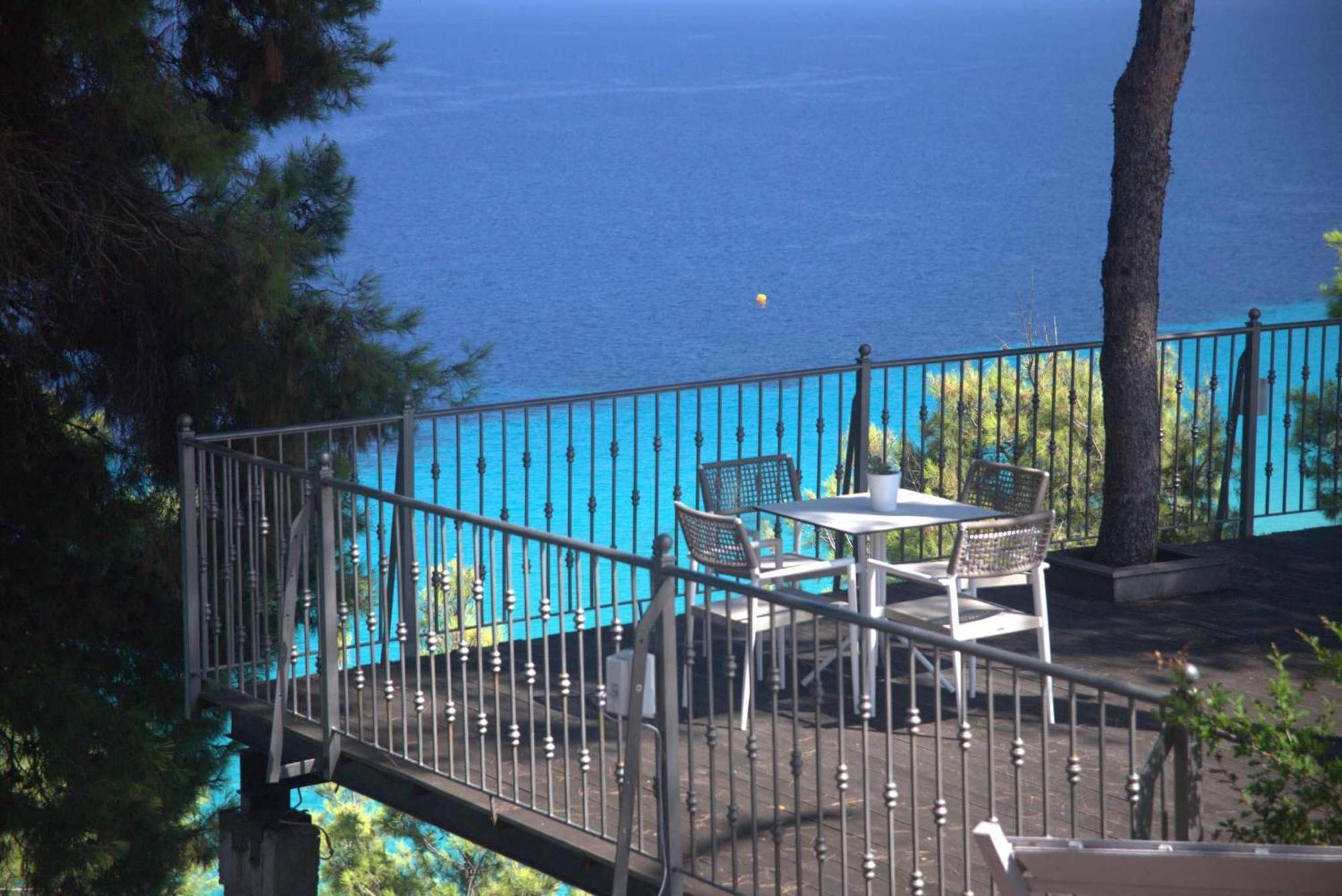 Evripidis Hotel Afytos Exterior photo