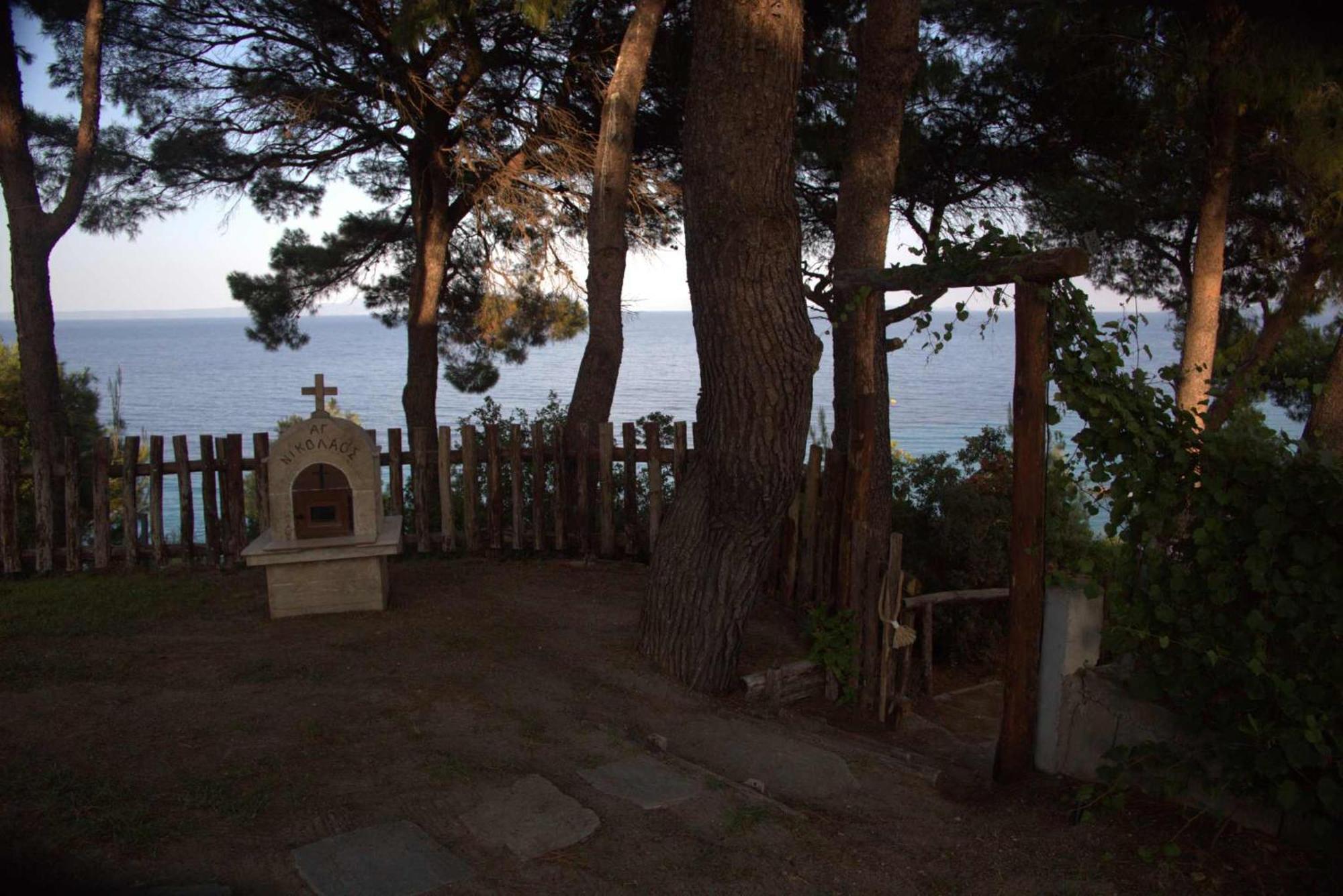 Evripidis Hotel Afytos Exterior photo